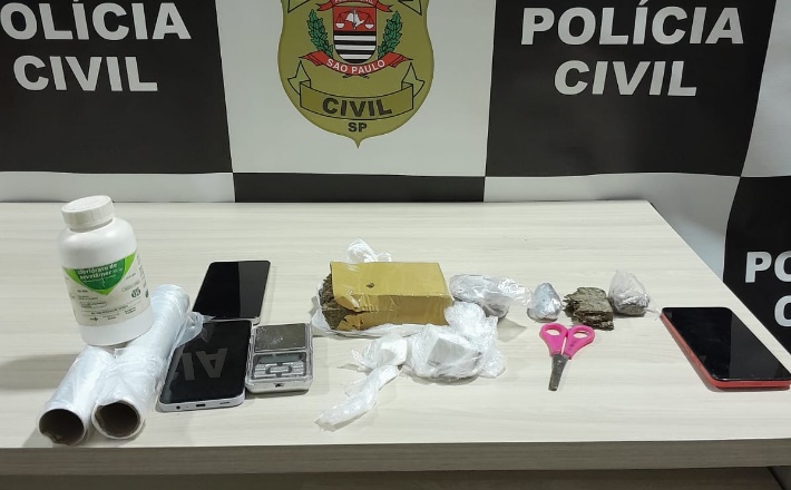 Operação da Polícia Civil apreende mais de meio quilo de maconha e cocaína na região