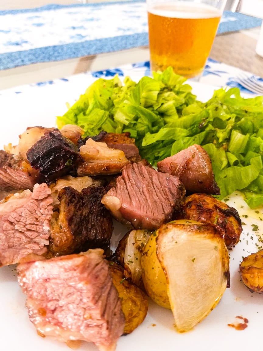 Costela bovina ao molho barbecue