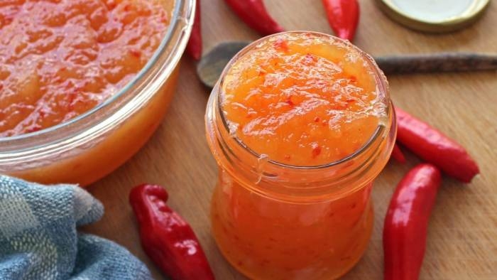 Geleia de abacaxi com pimenta