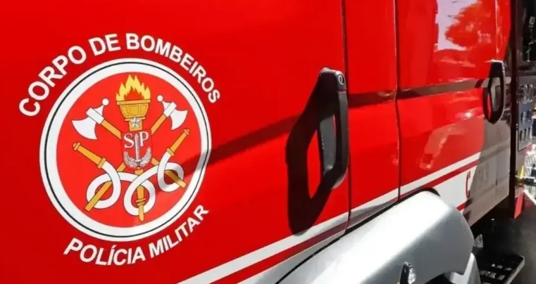 Homem morre após levar descarga elétrica e cair de escada