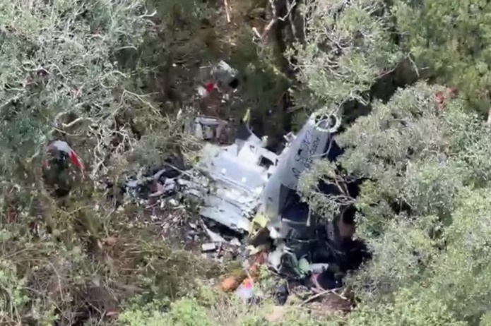 Helicóptero foi localizado no segundo dia de buscas Foto: Reprodução/Corpo de Bombeiros