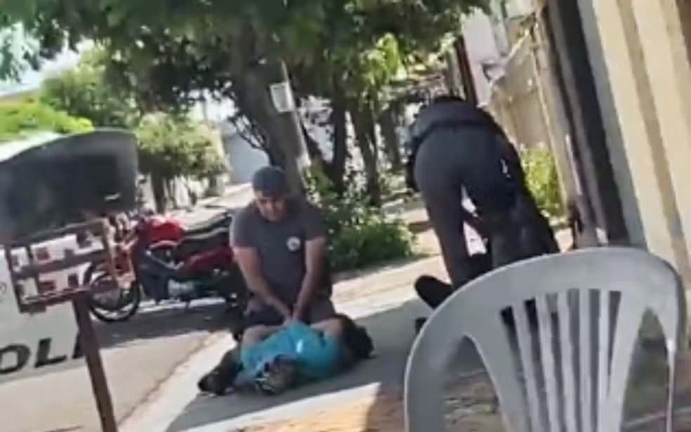 Idoso é assassinado a facadas pela própria filha e namorada em cidade da região