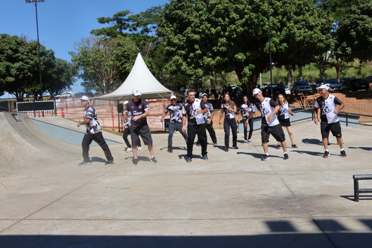 PRESENÇA DE AUTORIDADES