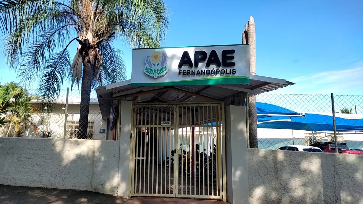 Apae abre processo seletivo para três cargos