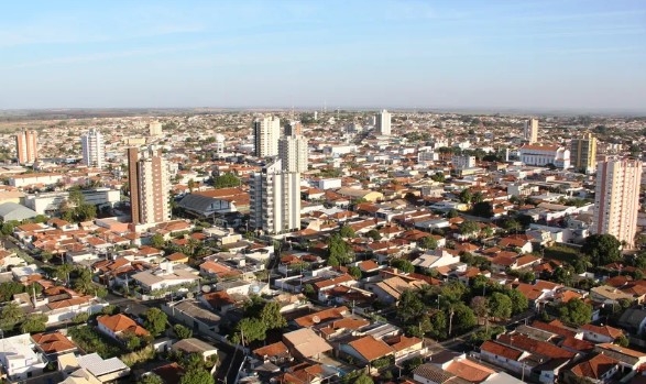 Fernandópolis divulga programação de aniversário com Expo, eventos, homenagens e inaugurações