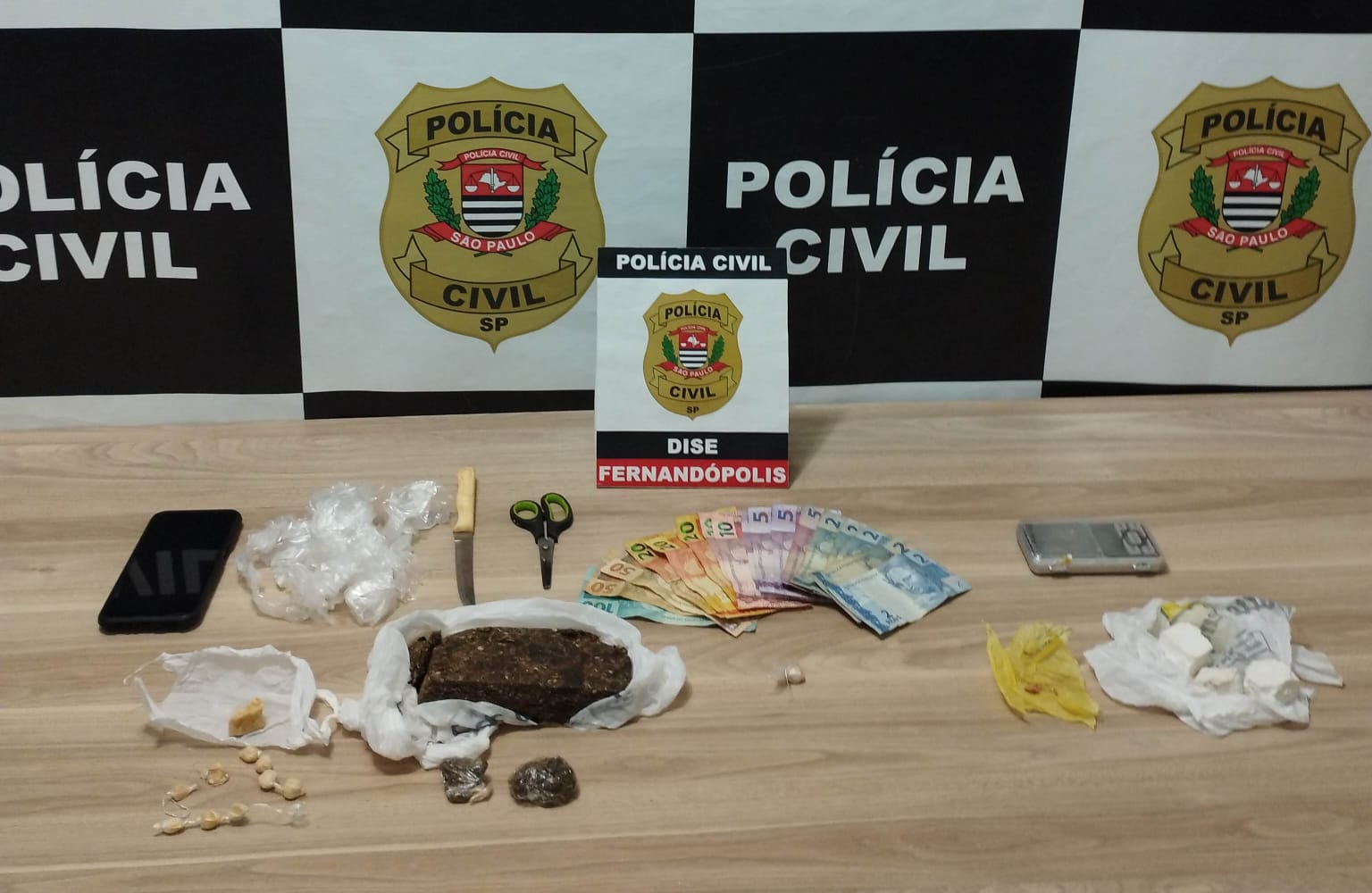 Droga apreendida em Fernandópolis e Ouroeste. Foto - Divulgação/Polícia Civil