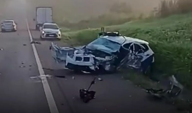 Veiculo da Saúde colidou com caminhão e carro na rodovia. Foto: SBT Interior/TH+News