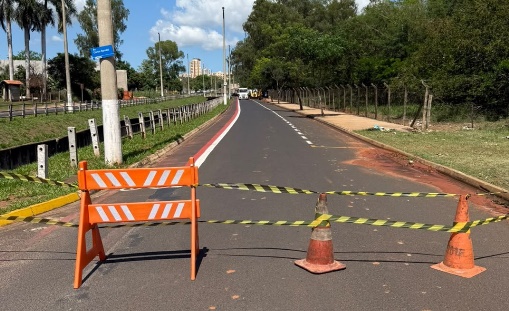 Avenida Getúlio Vargas: trecho interditado para reparos na galeria