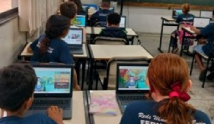 Cidade adota plataforma de jogos interativos para reforçar o ensino de matemática