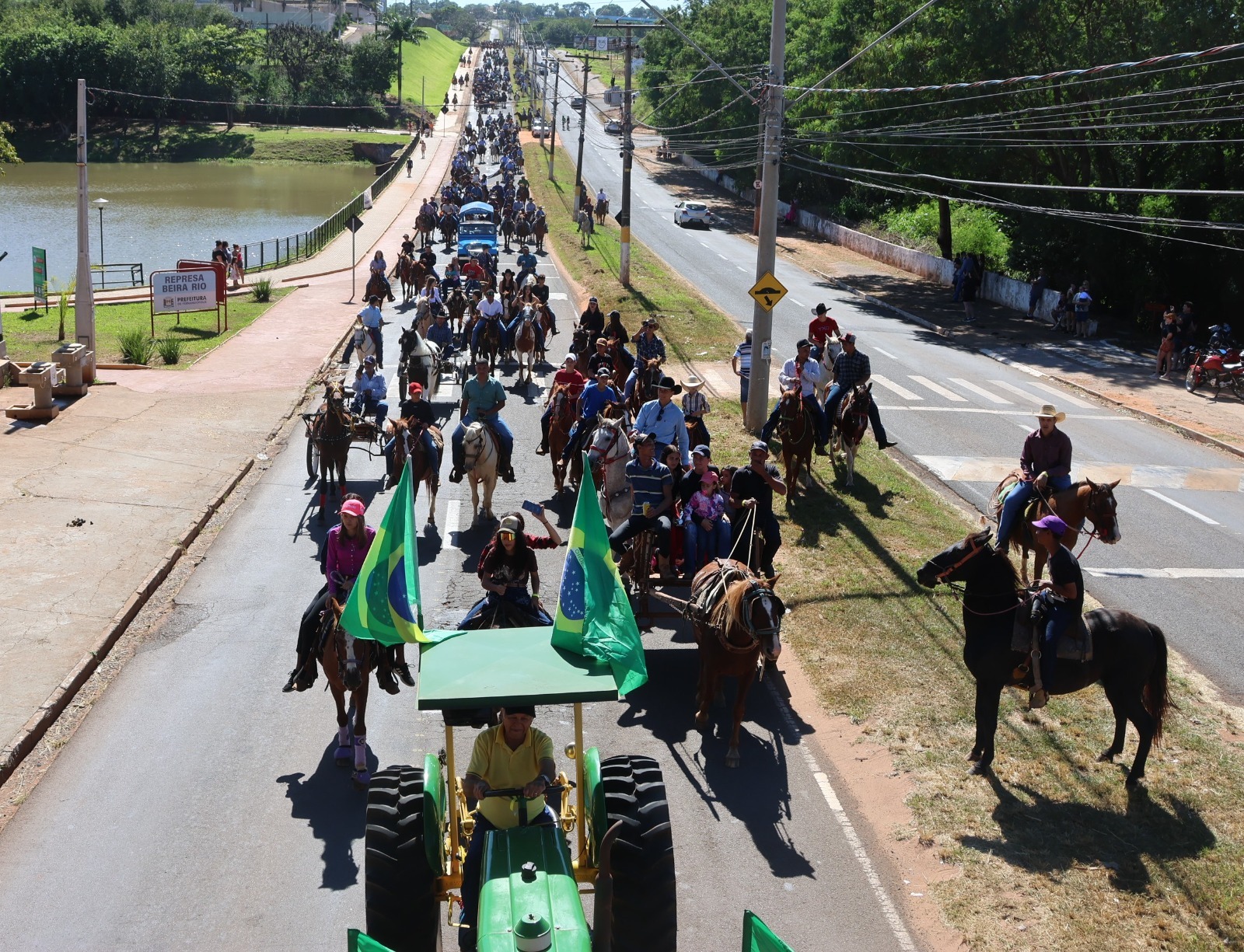 Cavalgada e Queima do Alho abrem comemorações dos 87 anos de Fernandópolis em maio