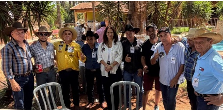 Candidata Flávia Resende cumpriu agenda em Jaboticabal. Foto - Divulgação