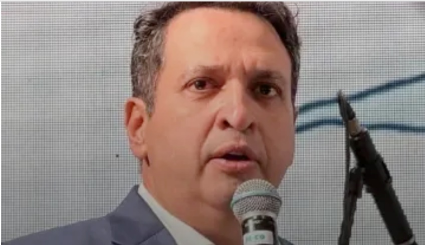 Carro com prefeito de Jales se envolve em engavetamento na Washington Luís