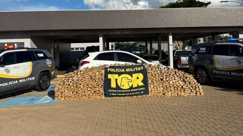 Policia Rodoviária prende suspeito e apreende 670 kg de maconha na região