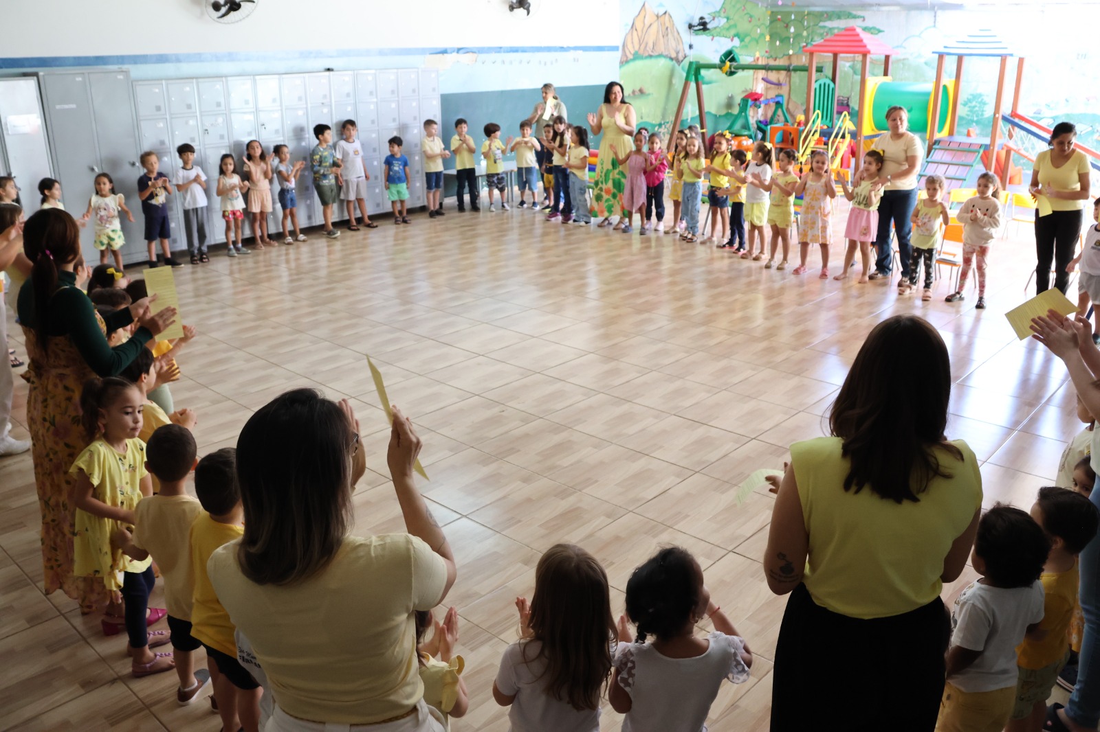 Escolas municipais de Fernandópolis têm programação especial para o Mês das Crianças