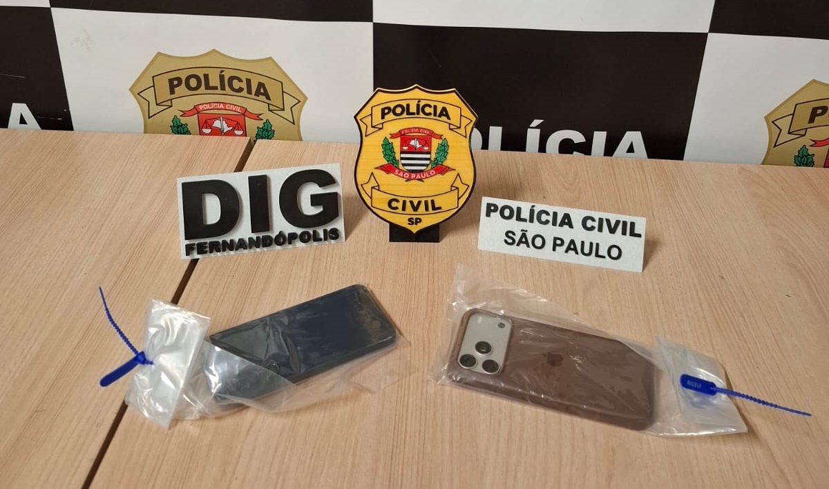 Dispositivos eletrônicos apreendidos na operação da DIG. Foto: Divulgação/Polícia Civil